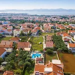 Apartment Dalmatina Mit Pool Fuer 4-1 Personen By Interhome