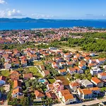 Dalmatina Mit Pool Fuer 4-1 Personen By Interhome Zadar