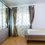 Apartment Dalmatina Mit Pool Fuer 4-1 Personen By Interhome