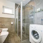 Dalmatina Mit Pool Fuer 4-1 Personen By Interhome *