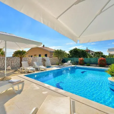 アパート Dalmatina Mit Pool Fuer 4-1 Personen By Interhome *