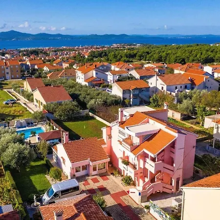 Dalmatina Mit Pool Fuer 4-1 Personen By Interhome * Zadar