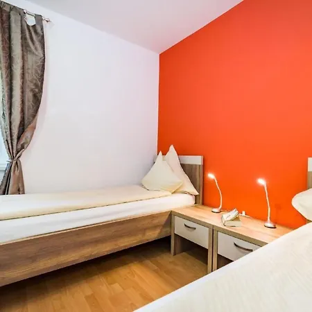 Lägenhet Dalmatina Mit Pool Fuer 4-1 Personen By Interhome Zadar