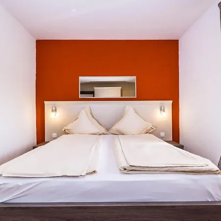 Lägenhet Dalmatina Mit Pool Fuer 4-1 Personen By Interhome Zadar